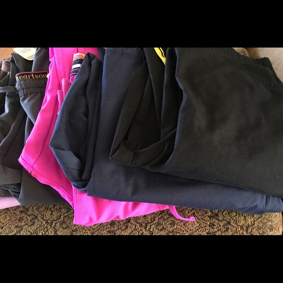 SOLD!!!  6 Pair Scrub Pants size L - Picture 4 of 5